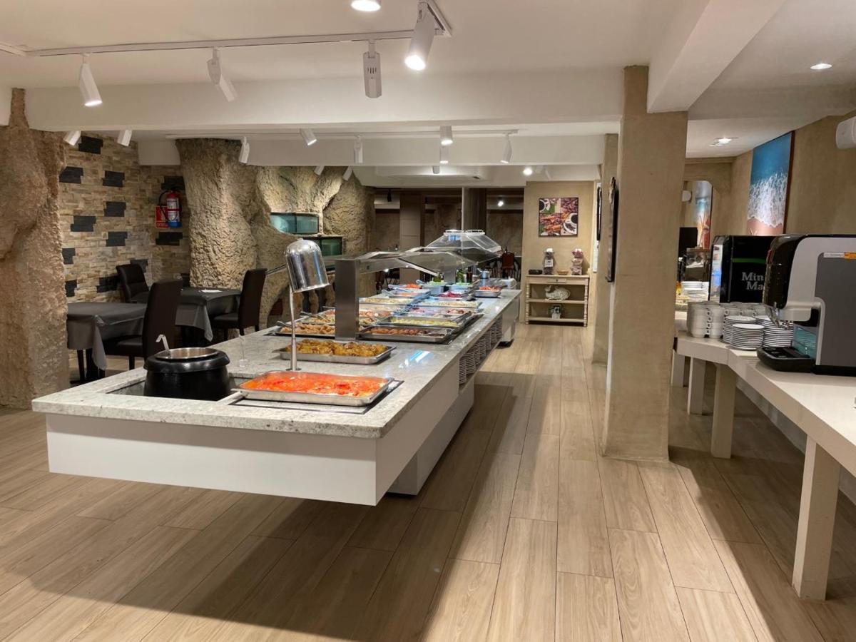Gala Hotel 3*