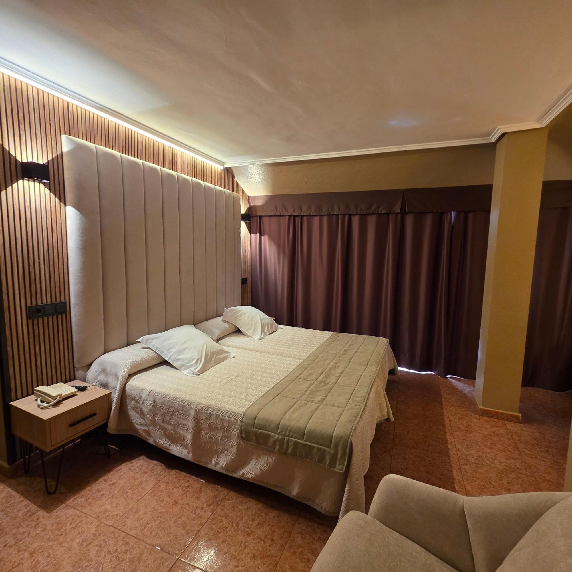 Gala Hotel 3*