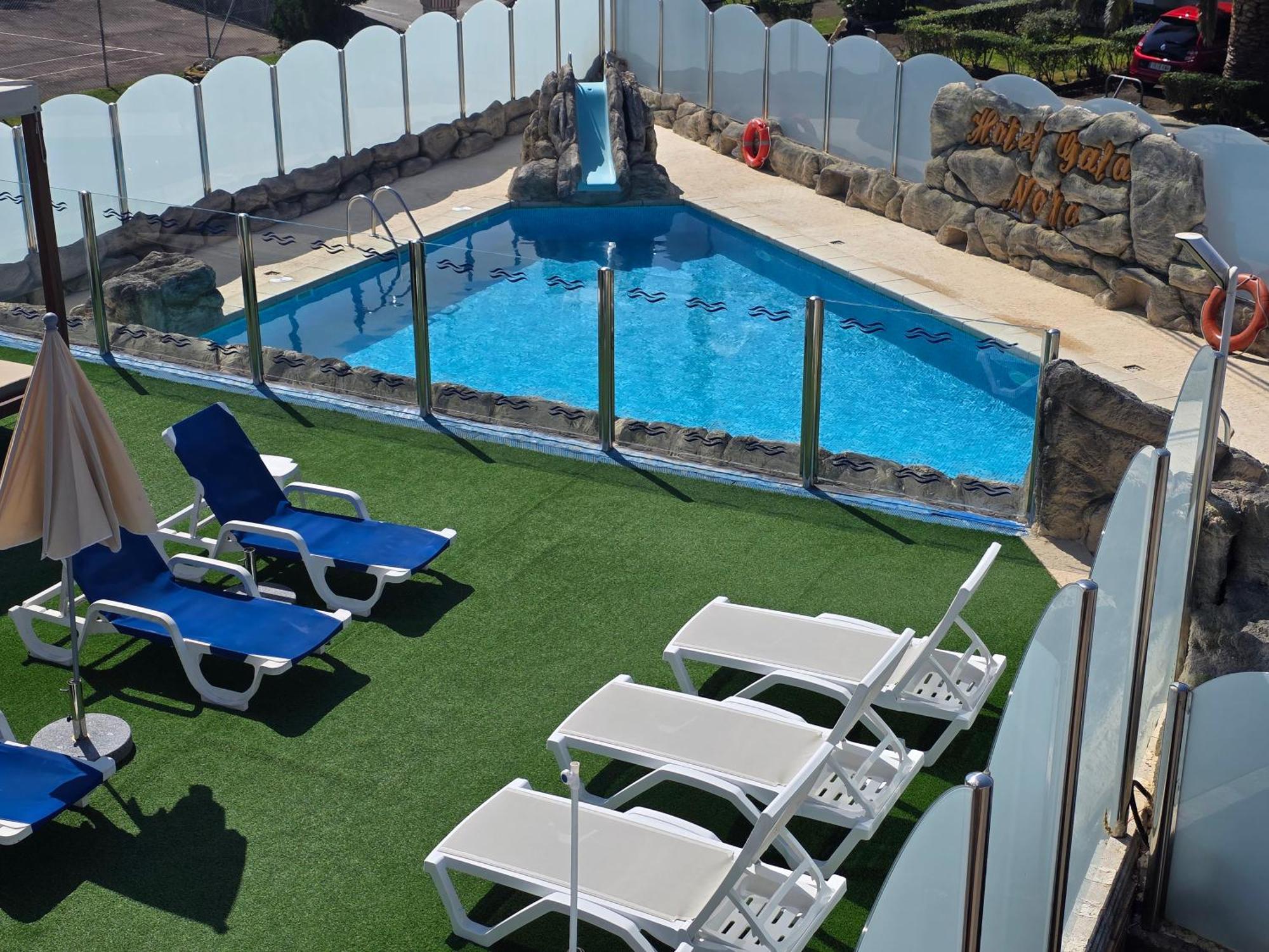 Gala Hotel 3*